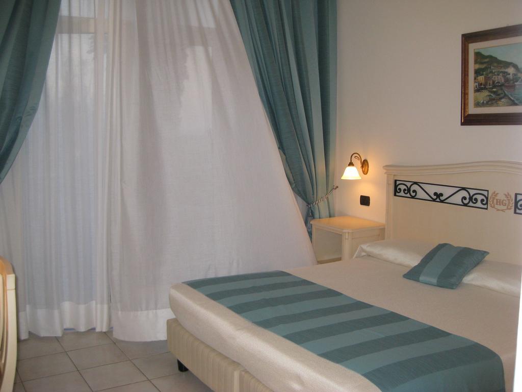 Hotel Del Golfo بروكيو المظهر الخارجي الصورة