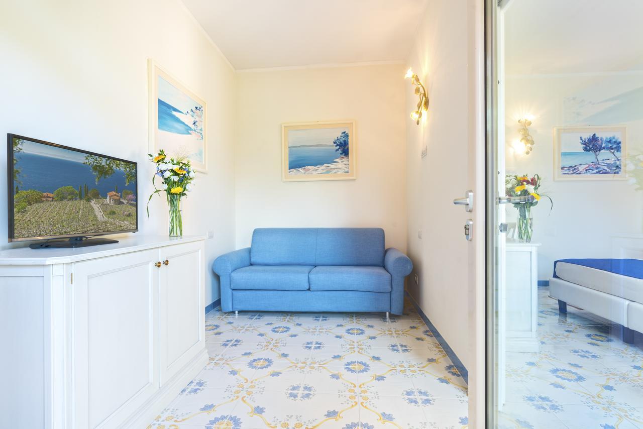 Hotel Del Golfo بروكيو المظهر الخارجي الصورة