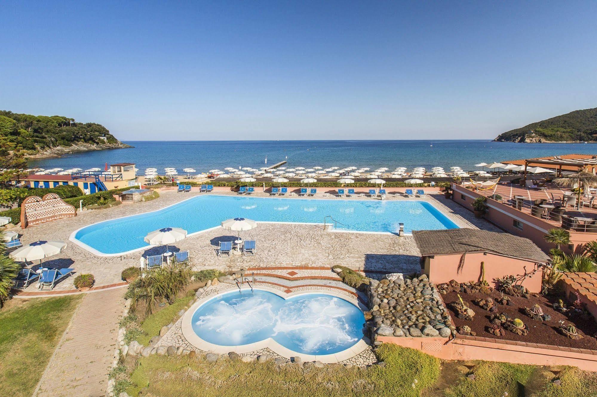 Hotel Del Golfo بروكيو المظهر الخارجي الصورة
