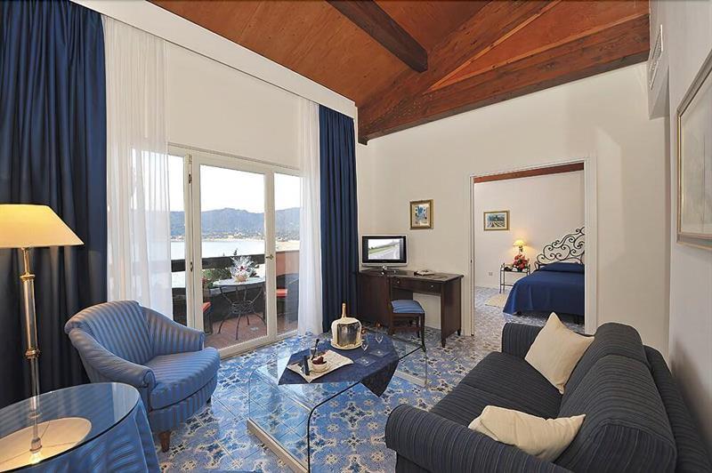 Hotel Del Golfo بروكيو المظهر الخارجي الصورة